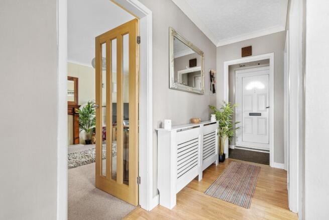 4 bed Detached for sale Image 8