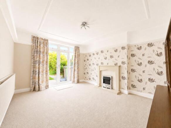 Ravenswood Road, Heswall, Wirral, CH61 photo 4