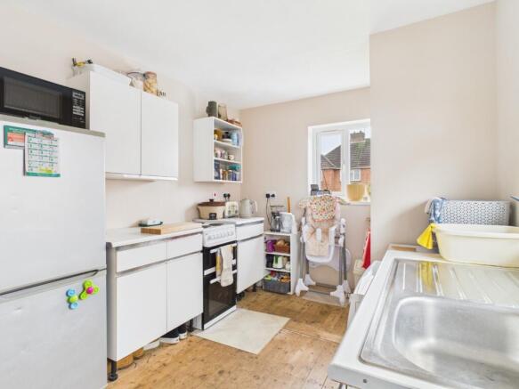 2 bed Semi-Detached Bungalow for sale Image 6