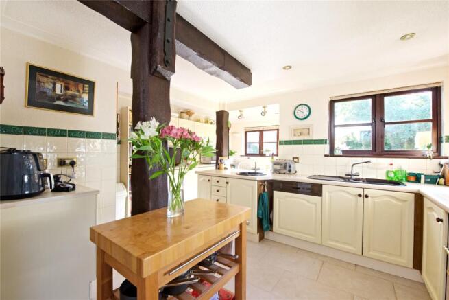 Kitchen/Breakfast Rm