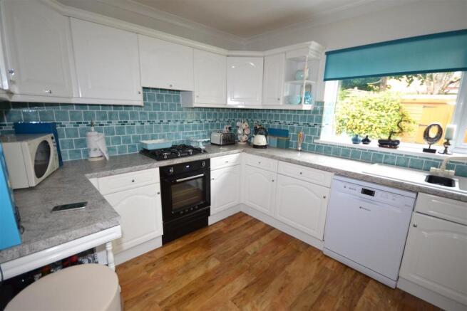 Kitchen/Breakfast L 