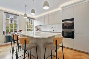 Flat 7, 110, Drayton Gardens, London SW10 9RL