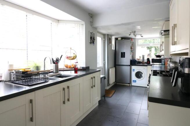 Warwick Road, Walton, Peterborough, PE4 photo 5