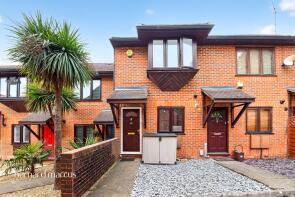 77, Avenue Road, North Finchley, London N12 8PY