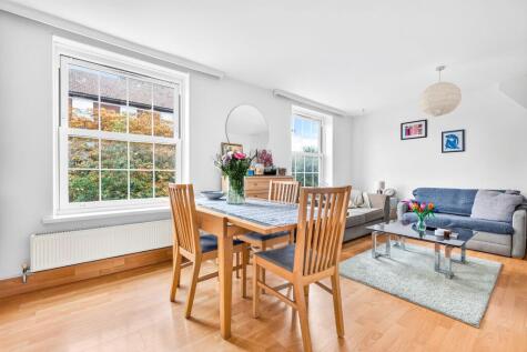 Yeovil House, Holloway, N7