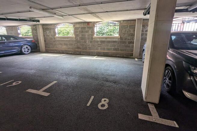 AustinCourt18Paking2.jpeg