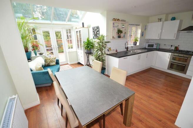 Kitchen/Diner/Family