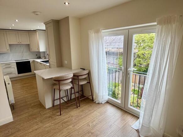 2 bed Apartment for sale Image 10