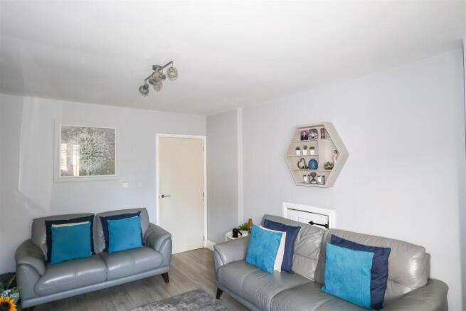 3 bed Detached for sale Image 11