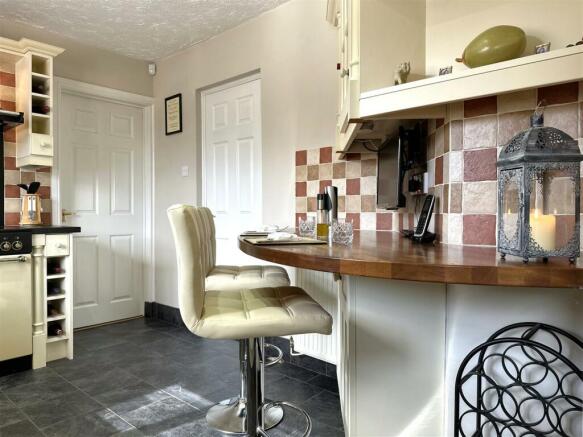 Breakfast Area 690