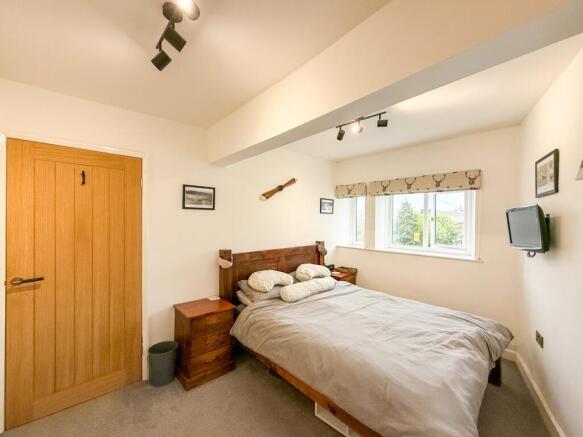 2 bed Cottage for sale Image 8