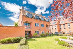 Flat 3, 6 Helena Court, Chancellor Drive, Frimley, Camberley GU16 7AR