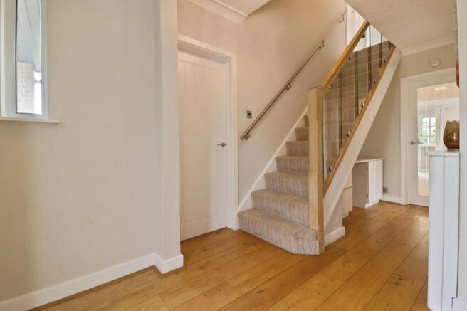4 bed Detached for sale Image 10