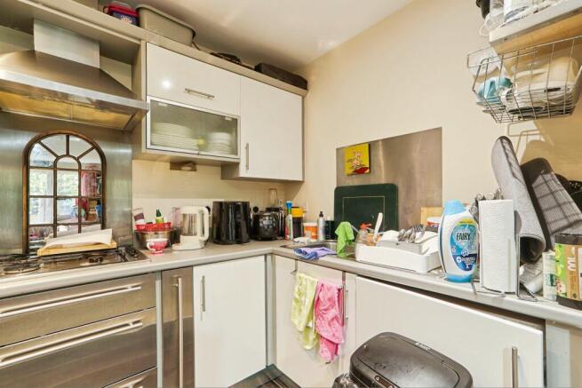 2 bed Apartment for sale Image 12