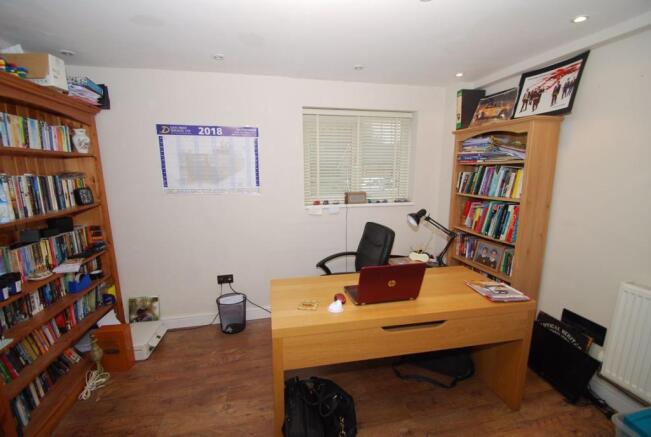 Photo 9