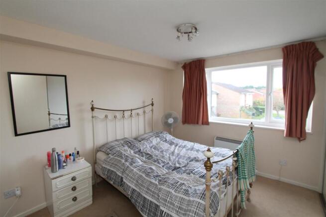 Master Bedroom.JPG