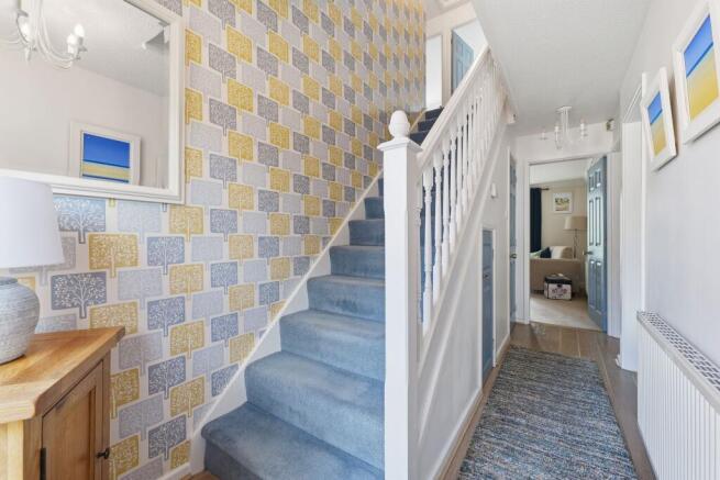 4 bed Detached for sale Image 5