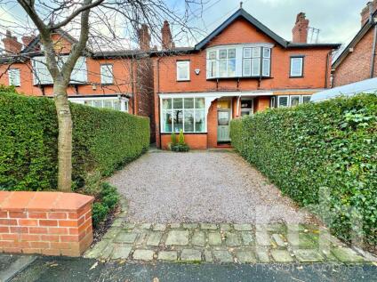 MOSS LANE, Bramhall SK7 1BD
