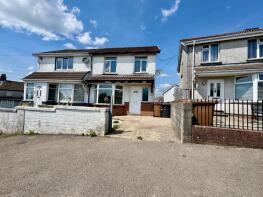 25, Tynycoed Crescent, Blackwood NP12 3LL