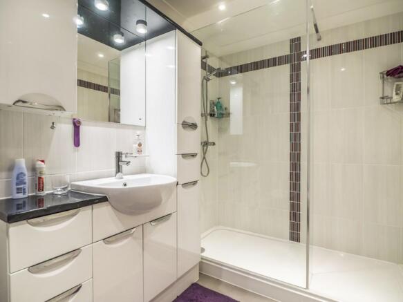 Stunning En Suite Sh