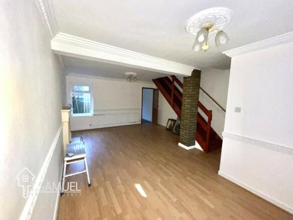 Living room 1