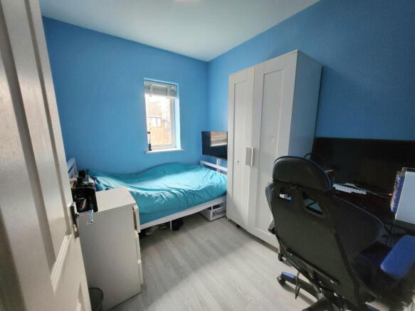 Photo 12