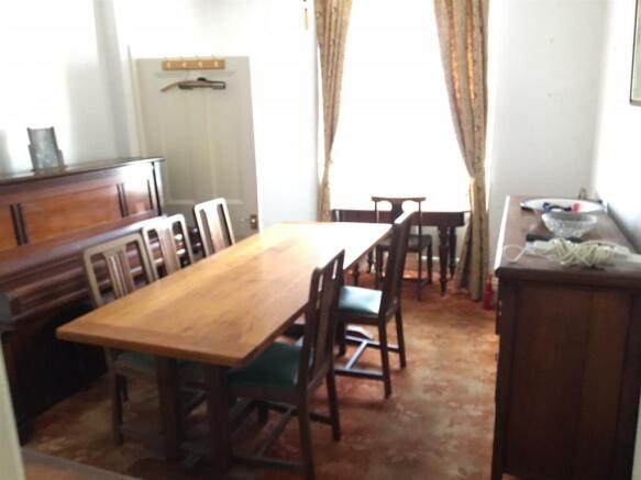 Dining room.jpg