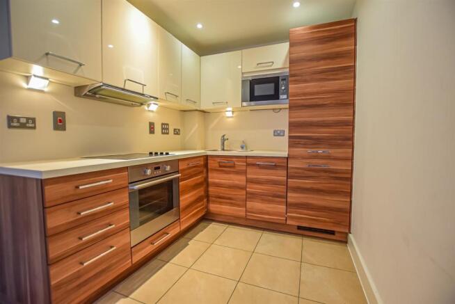 57 Harry Davis Court - Kitchen (2).jpg