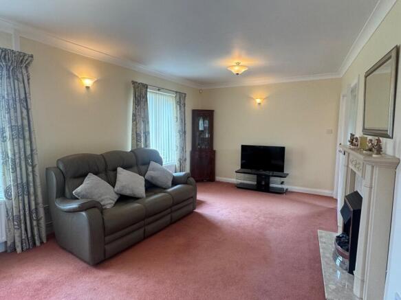 2 bed Detached Bungalow for sale Image 4