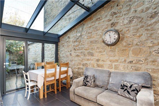 Breakfast Room