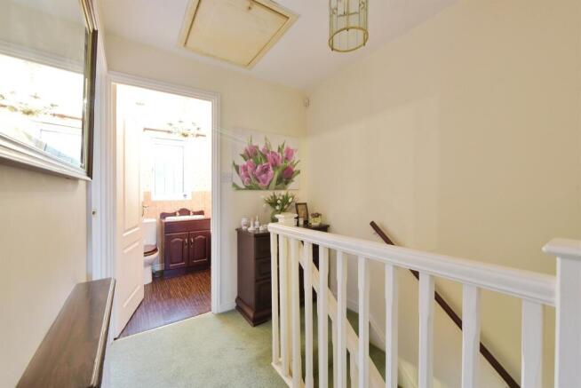 3 bed Semi-Detached for sale Image 7