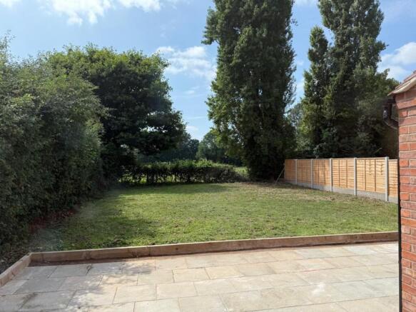 Shrewsbury Road, Edgmond, Newport, Shropshire, TF10 8HT photo 4