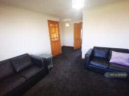17, North Avenue, Carluke ML8 5TR