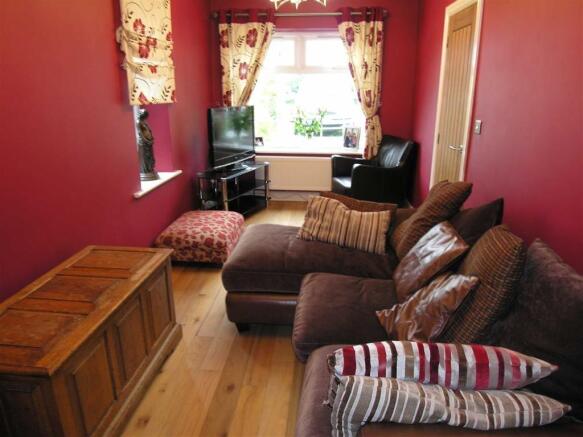 FAMILY ROOM/BED SIX