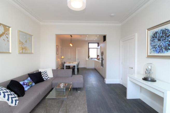Lounge/Dining Room