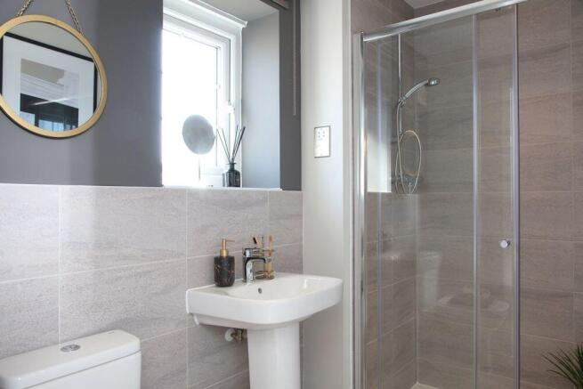 4 bed Detached for sale Image 10