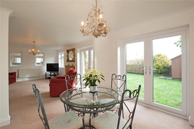 Living/Dining Room