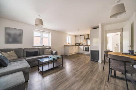 Owlsmoor House, Camberley, Surrey, GU16