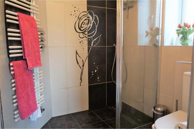Master En-suite