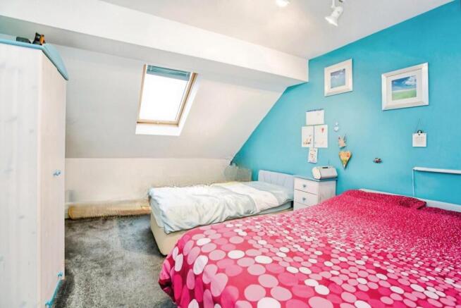 2 bed Apartment for sale Image 11