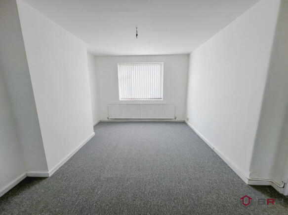 3 bed Semi-Detached for sale Image 7