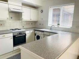84, Peter James Court, Astonfields, Stafford ST16 3YX