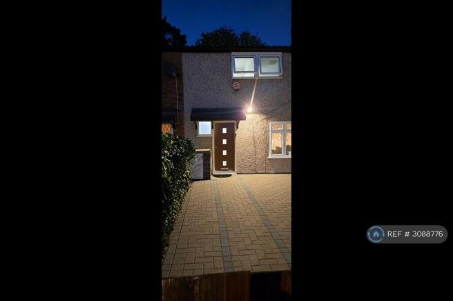Front Exterior ¿ Property Entrance