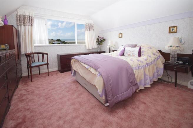 bed1a (2).JPG