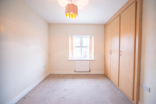 4 bed Detached to rent Image 11