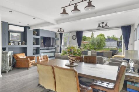 Westward Road, Chingford, London, E4