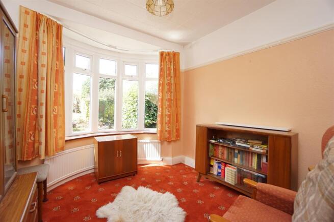 SITTING ROOM BEDROOM NO.2