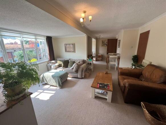 Living Room Aspect 2