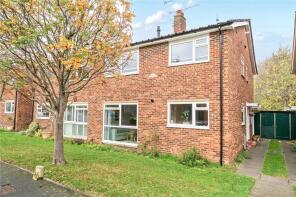 47, Warwick Gardens, Thames Ditton KT7 0RB