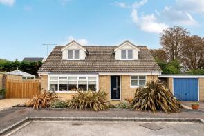 4, Rose Close, Carterton OX18 3LA